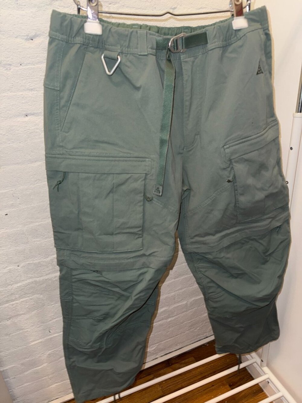 Nike ACG Convertible Cargo Pants Sage Green Mens Size L Integrated Belt